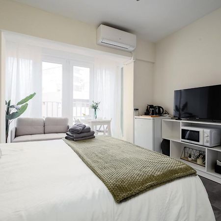 Beach Studio Apartment Playa Malagueta Малага Екстериор снимка