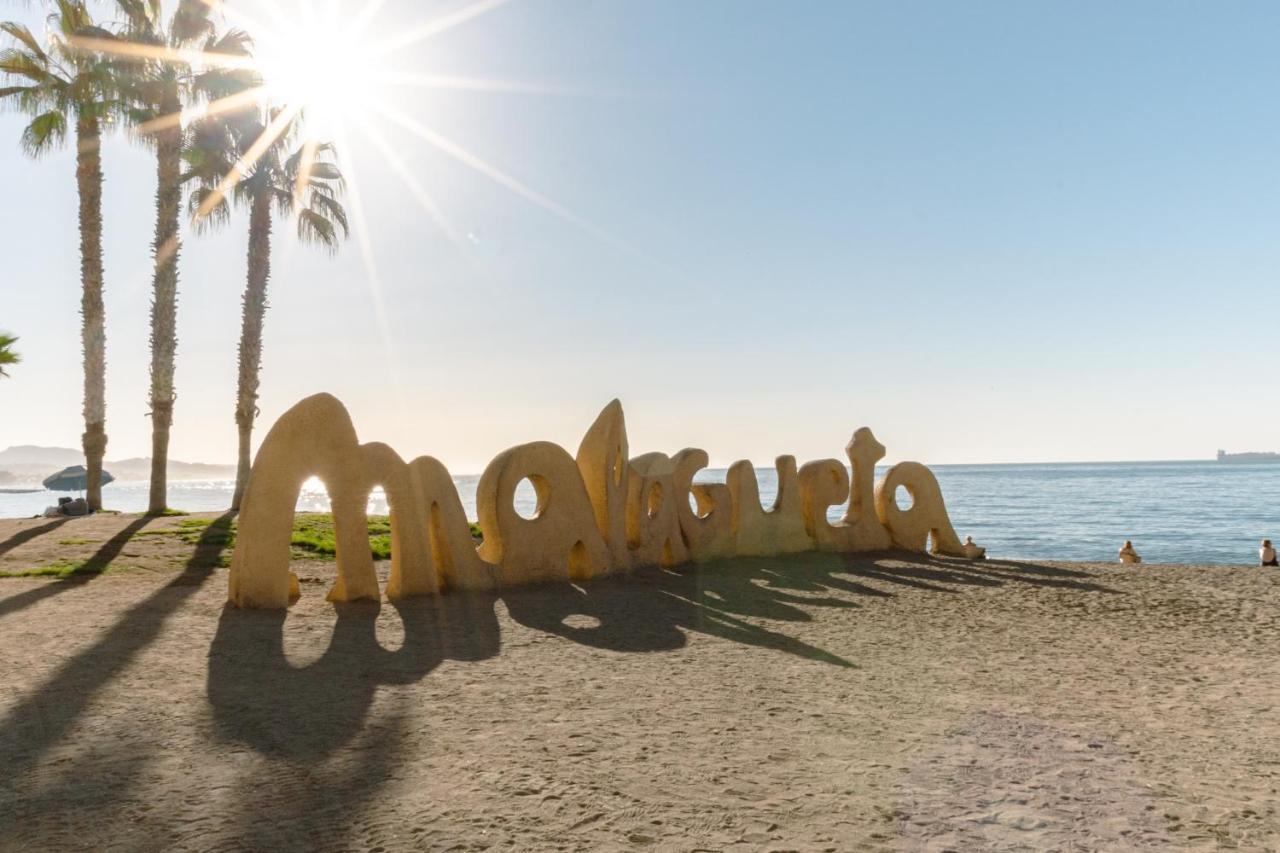 Beach Studio Apartment Playa Malagueta Малага Екстериор снимка